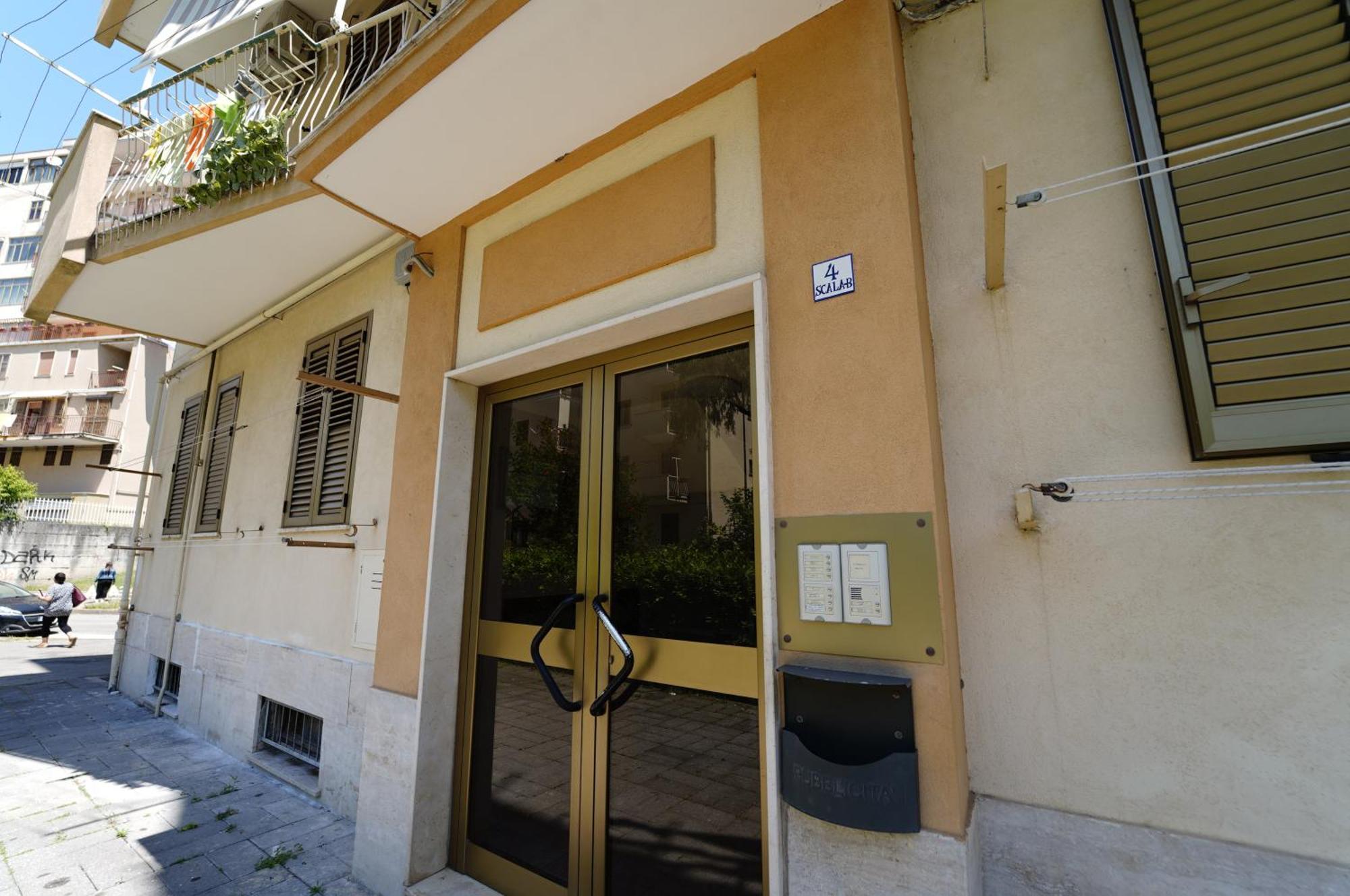 Apartament Ritz Salerno Zewnętrze zdjęcie